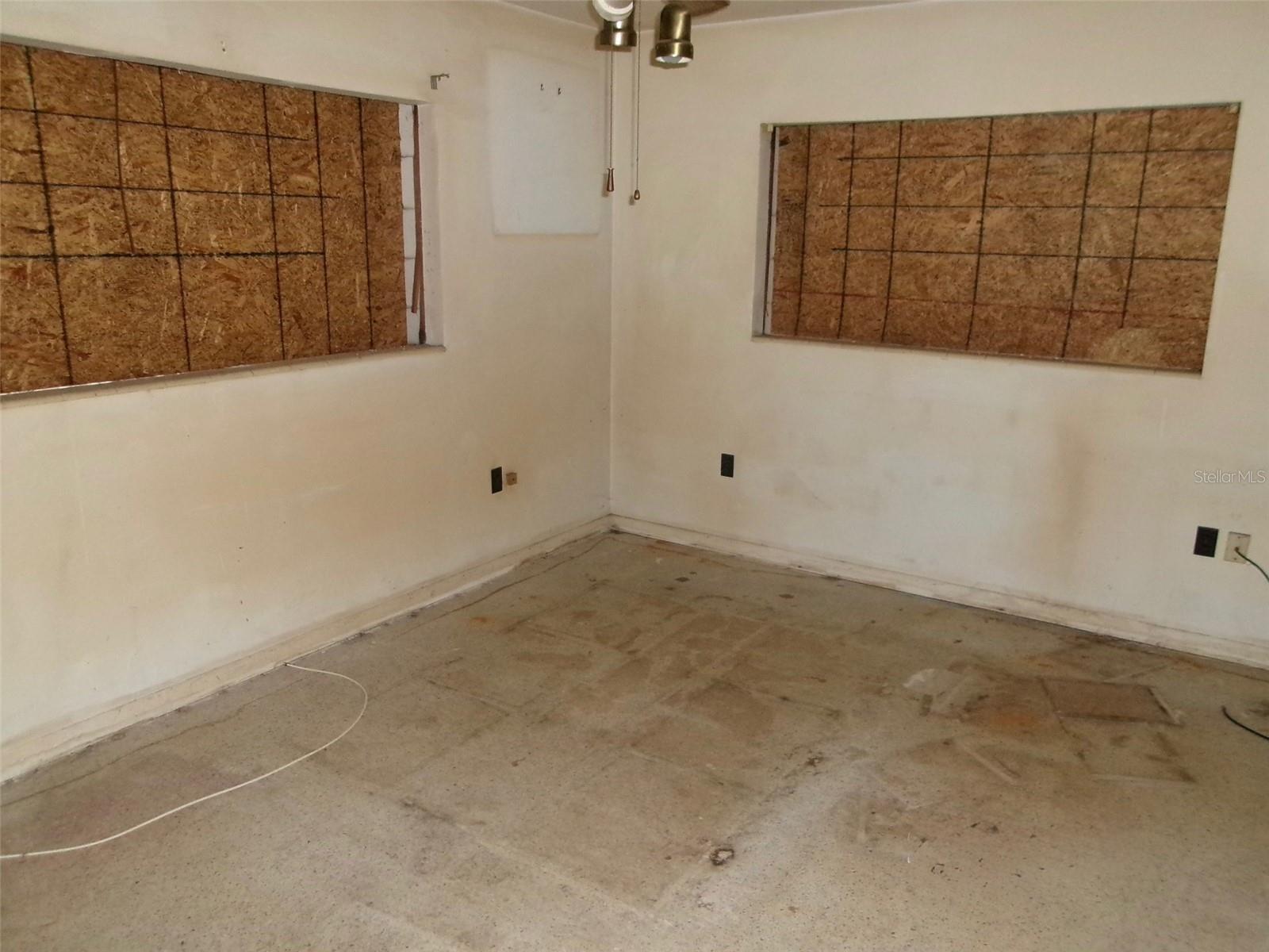 2555 WOOD ST, SARASOTA, FL, 34237