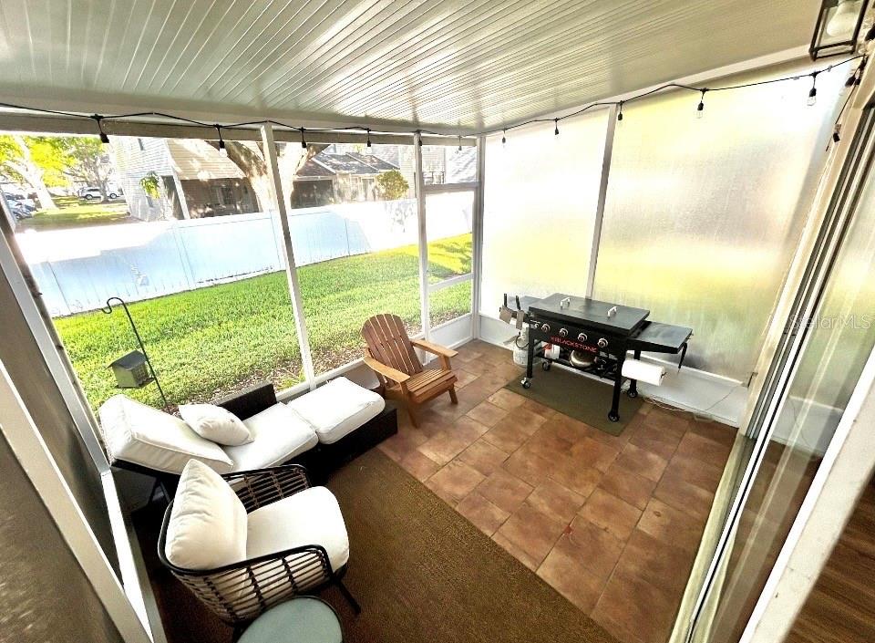 8488 SANDY BEACH ST, TAMPA, FL, 33634