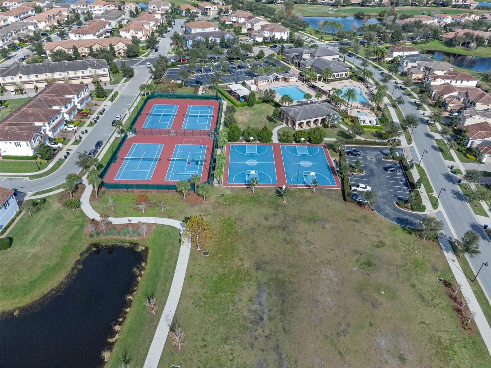 10387 MACDUFF DR, ORLANDO, FL, 32832