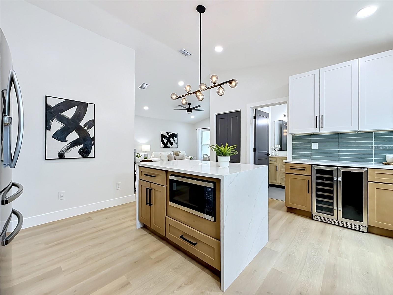 4251 4TH AVE N, ST PETERSBURG, FL, 33713