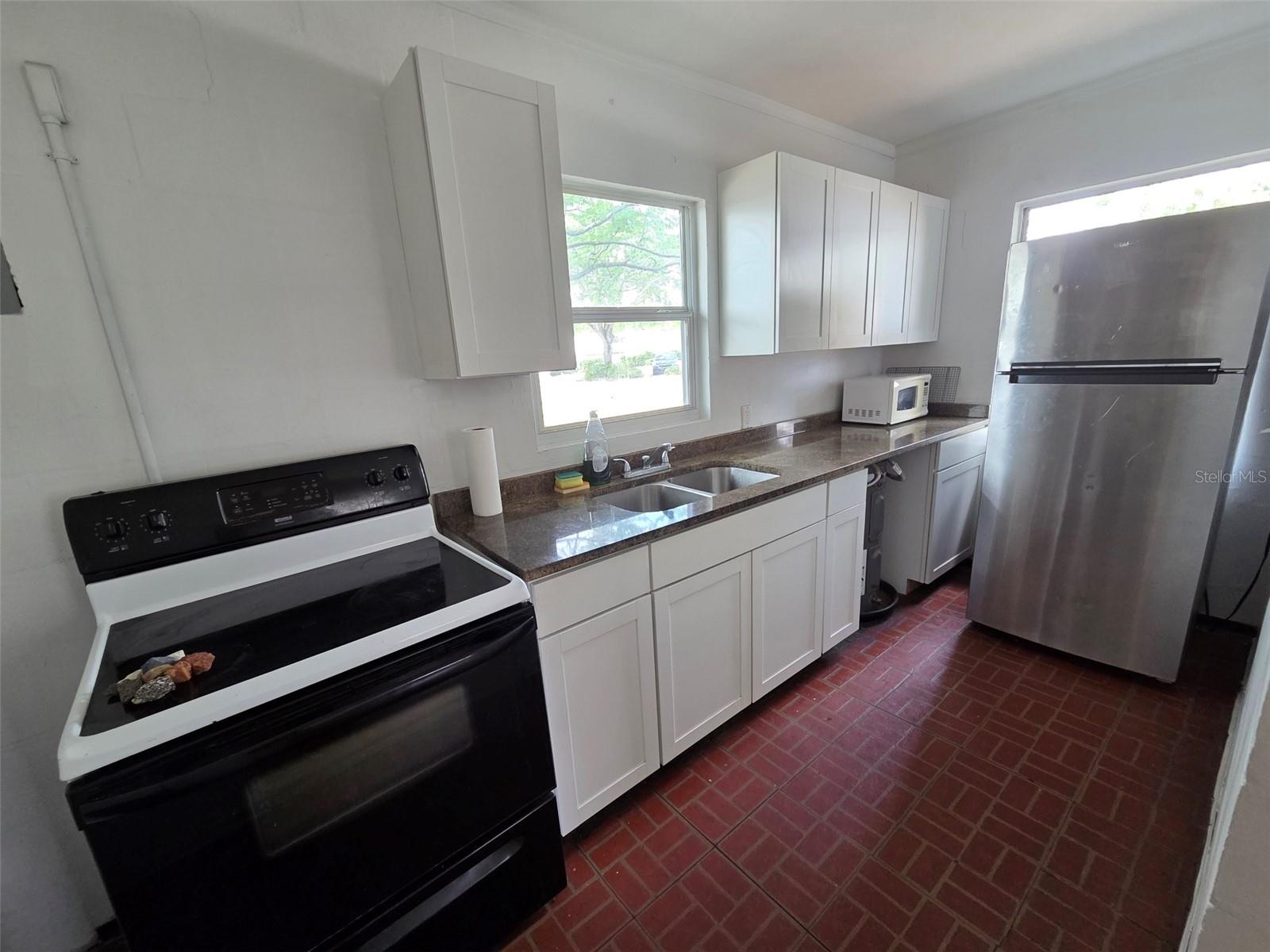 5206 7 TH ST, ZEPHYRHILLS, FL, 33542