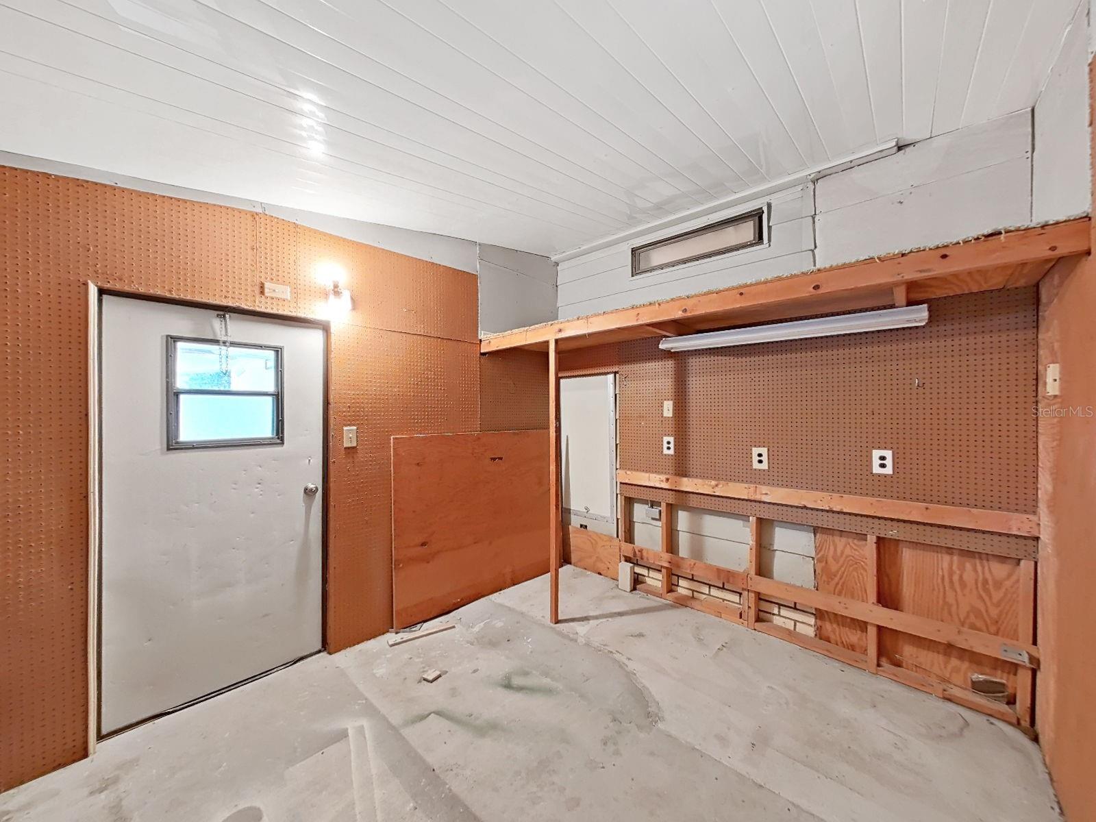 1688 FOXWAY DR, LAKELAND, FL, 33810