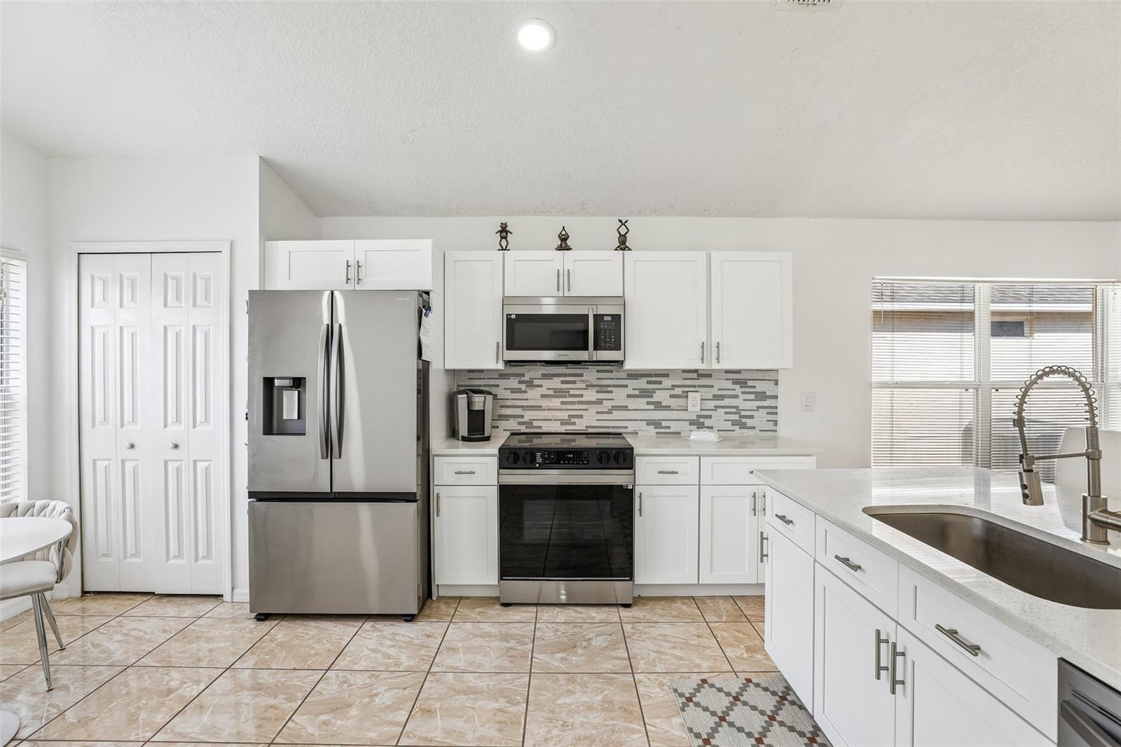 753 CASTERTON CIR, DAVENPORT, FL, 33897