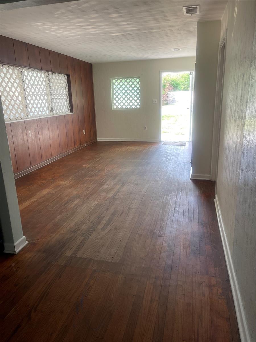 2804 NW AVENUE M, WINTER HAVEN, FL, 33881