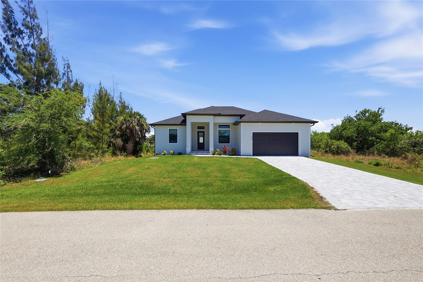 8105 ANTWERP CIR, PORT CHARLOTTE, FL, 33981