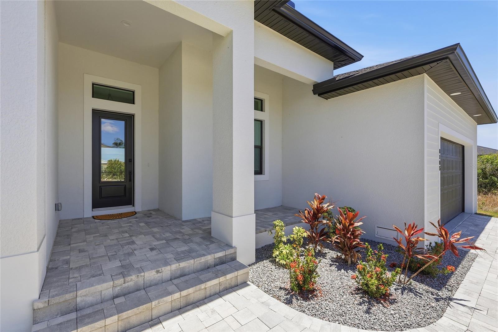 8105 ANTWERP CIR, PORT CHARLOTTE, FL, 33981