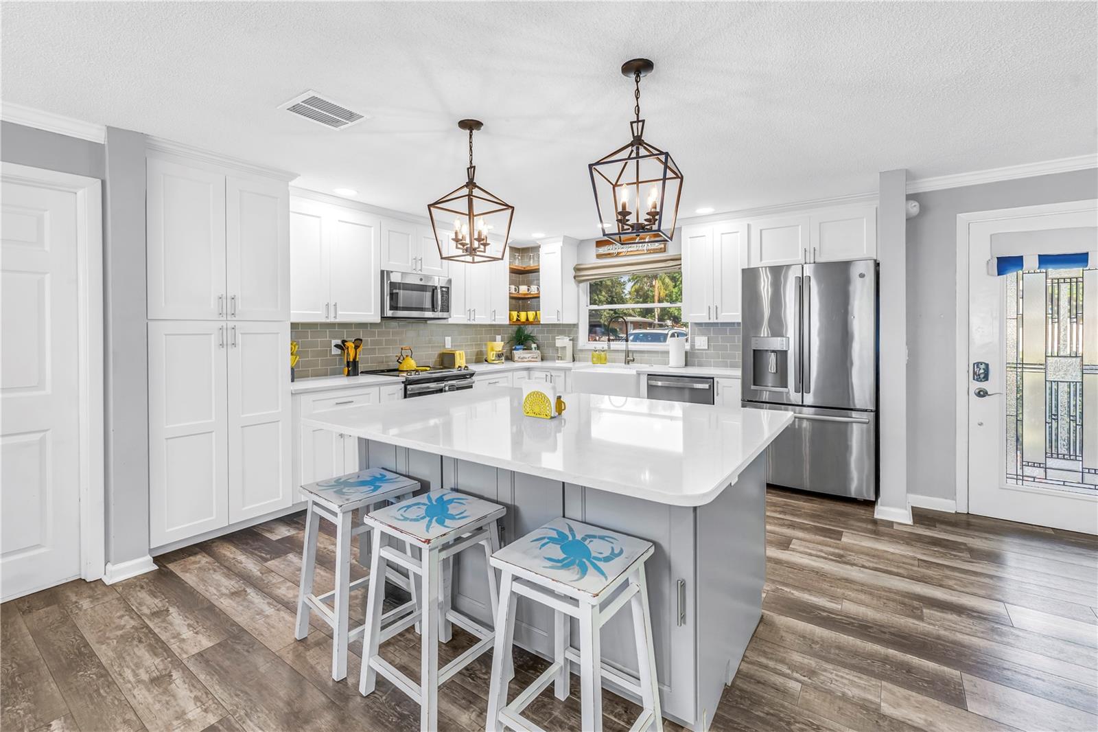 12096 OAK ST, LARGO, FL, 33774