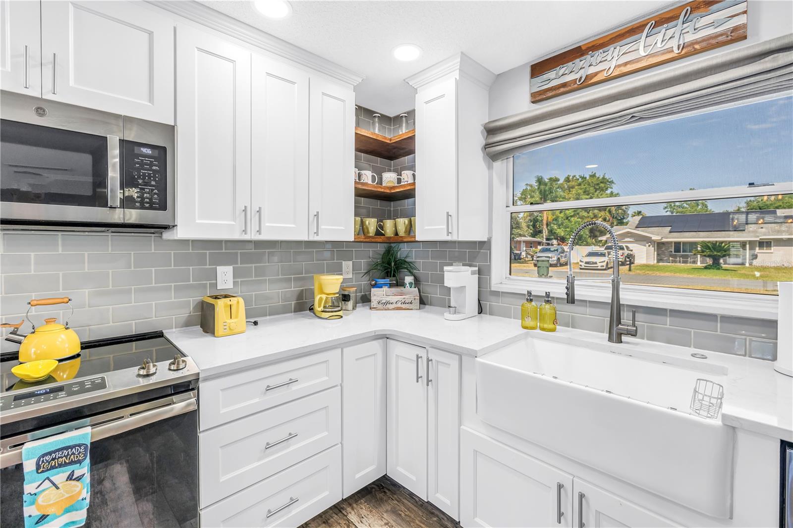 12096 OAK ST, LARGO, FL, 33774