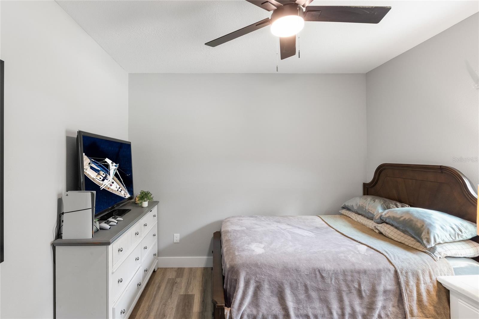 207 N PALMETTO AVE, FLORAHOME, FL, 32140