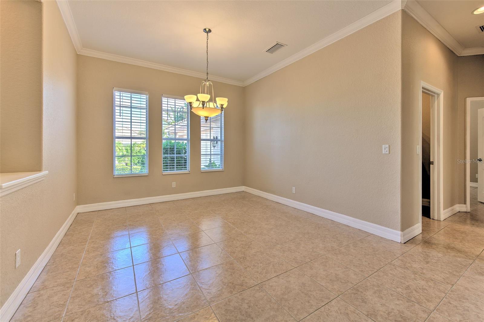 504 RIMINI VISTA WAY, SUN CITY CENTER, FL, 33573