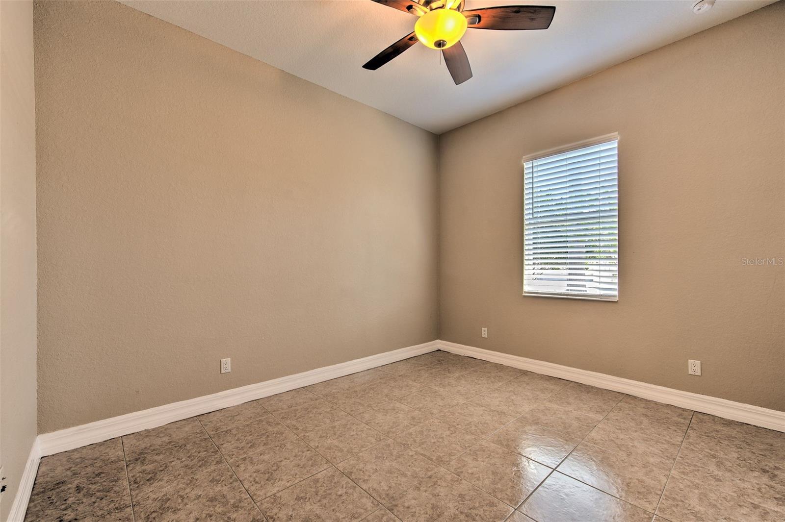 504 RIMINI VISTA WAY, SUN CITY CENTER, FL, 33573