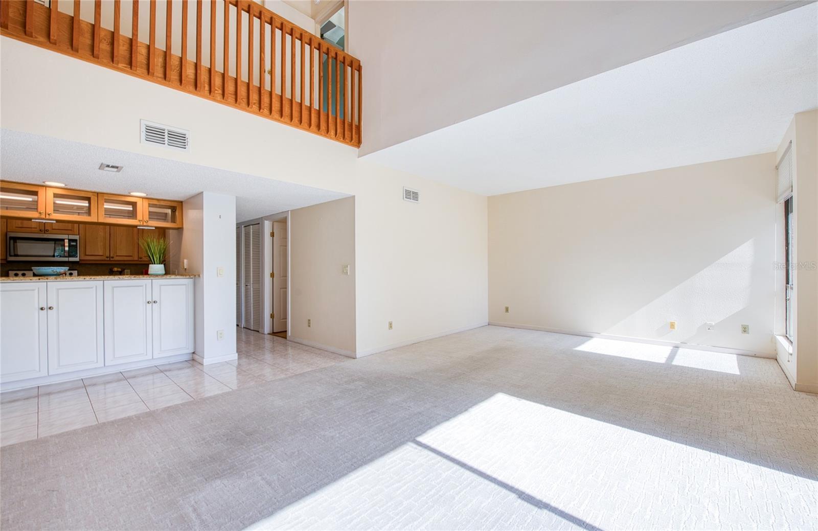 6305 PELICAN CREEK XING #D, ST PETERSBURG, FL, 33707