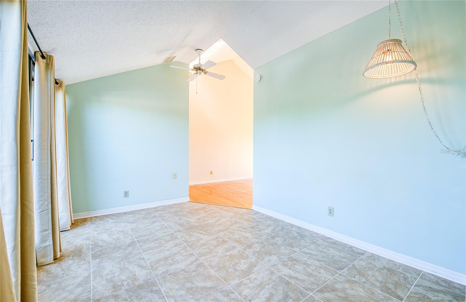 6305 PELICAN CREEK XING #D, ST PETERSBURG, FL, 33707