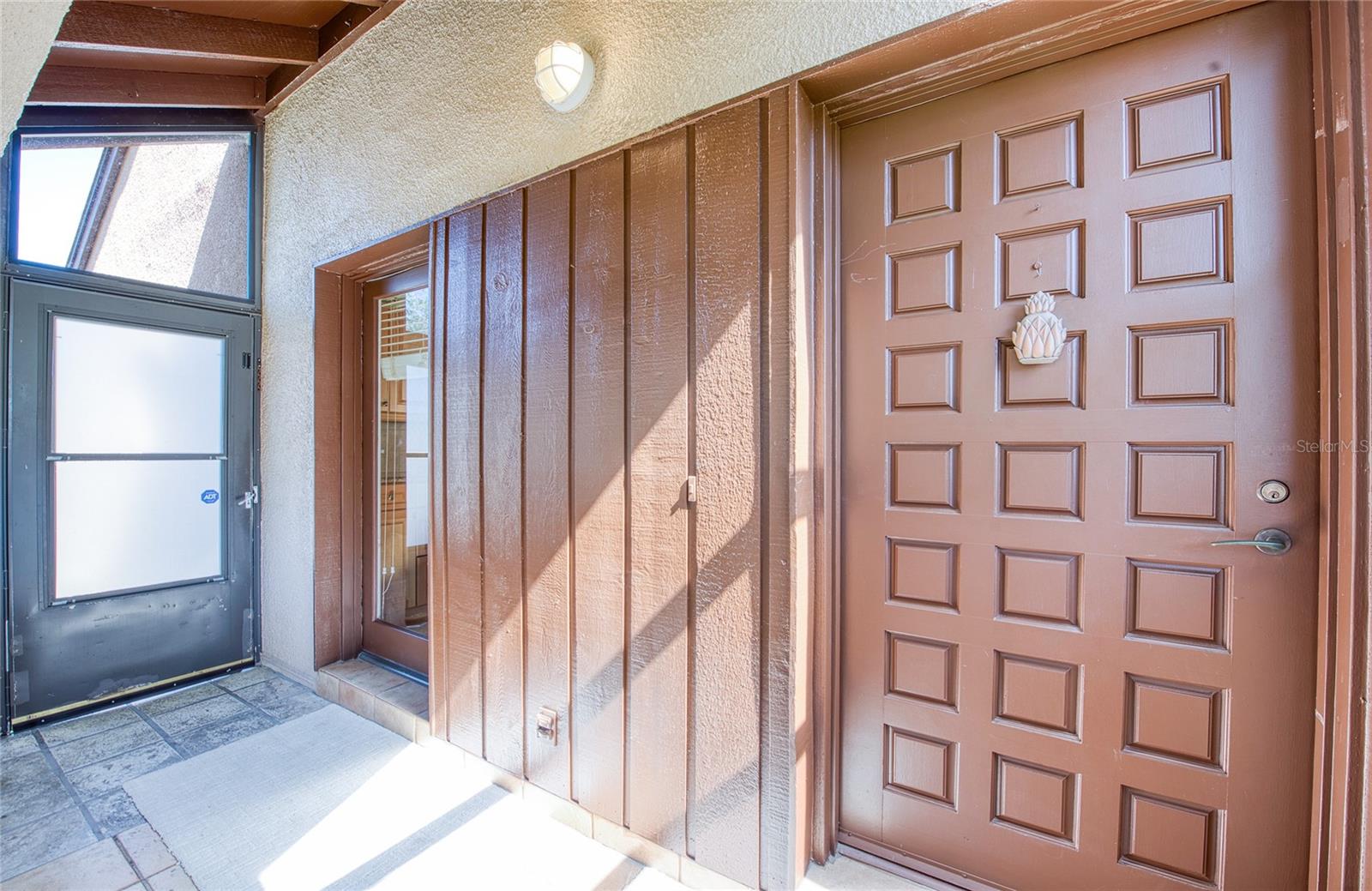 6305 PELICAN CREEK XING #D, ST PETERSBURG, FL, 33707