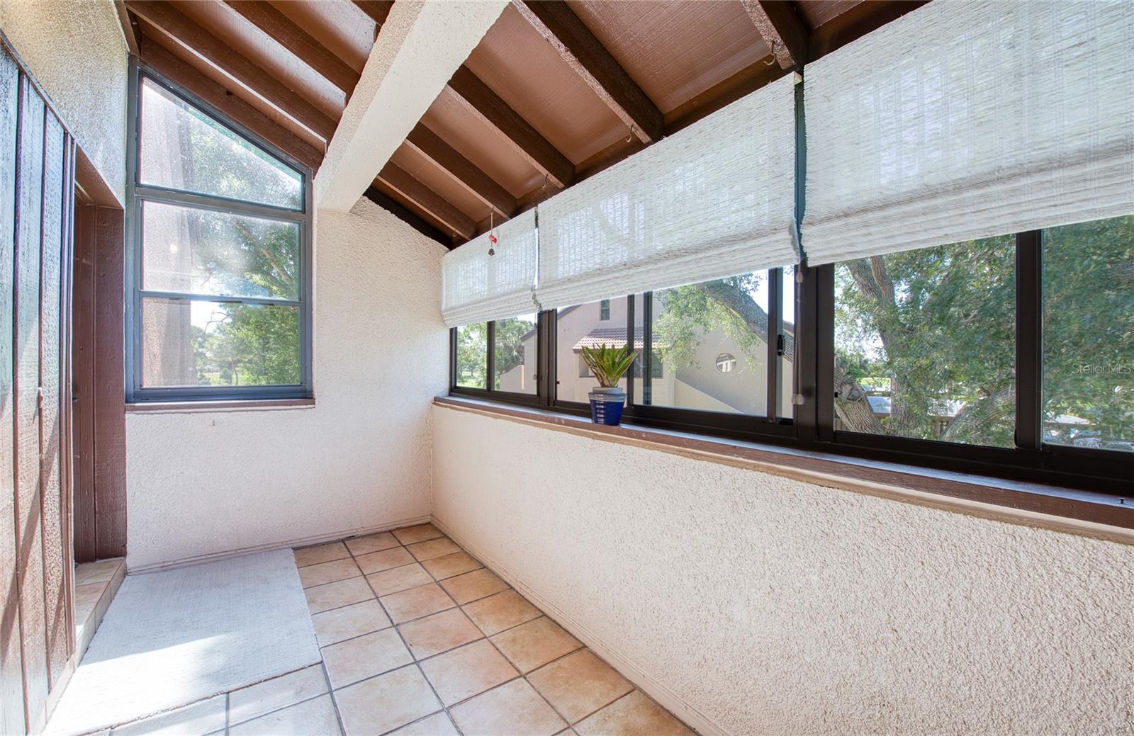 6305 PELICAN CREEK XING #D, ST PETERSBURG, FL, 33707