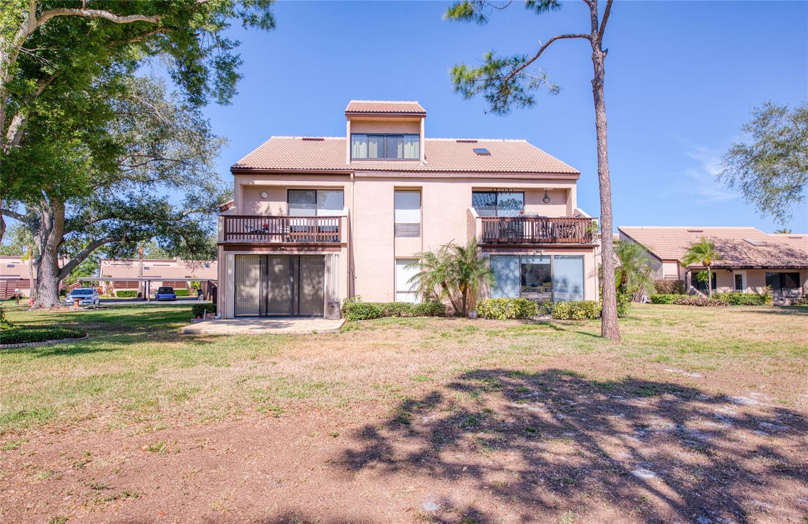 6305 PELICAN CREEK XING #D, ST PETERSBURG, FL, 33707