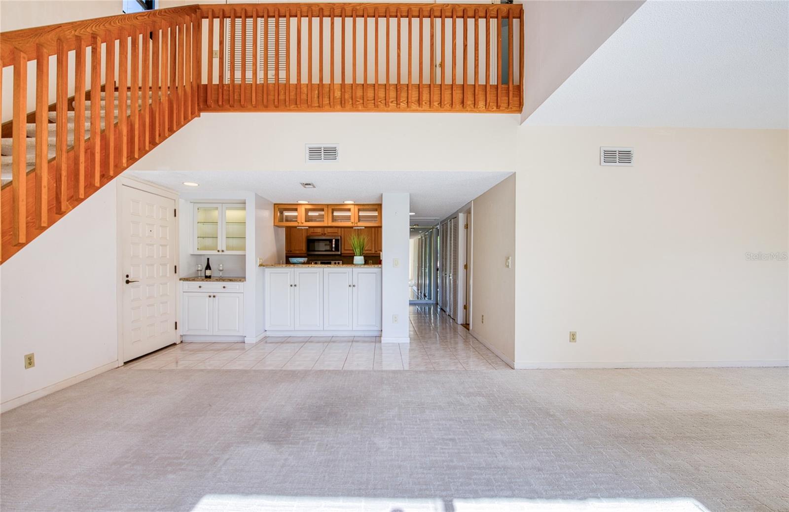 6305 PELICAN CREEK XING #D, ST PETERSBURG, FL, 33707