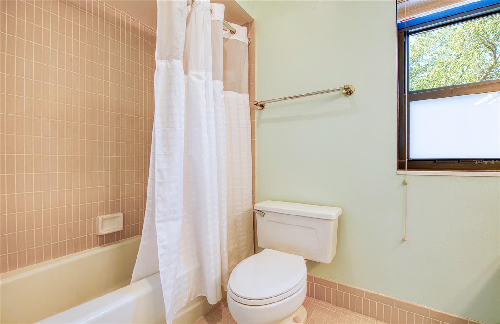 6305 PELICAN CREEK XING #D, ST PETERSBURG, FL, 33707