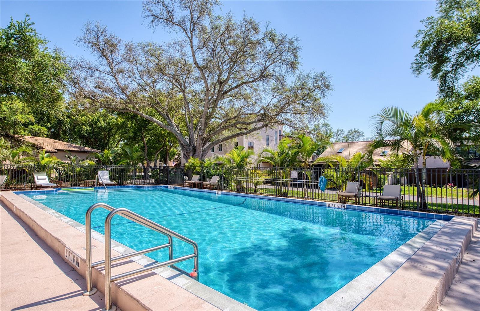 6305 PELICAN CREEK XING #D, ST PETERSBURG, FL, 33707