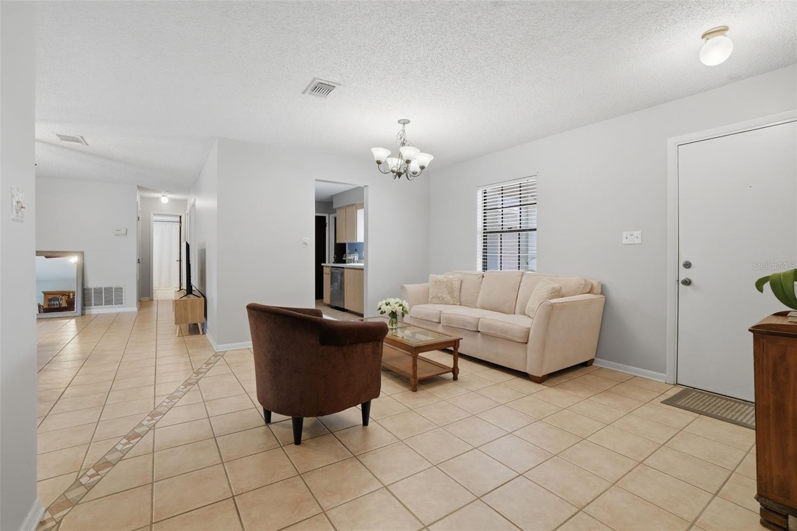 1525 JAGUAR CIR, APOPKA, FL, 32712