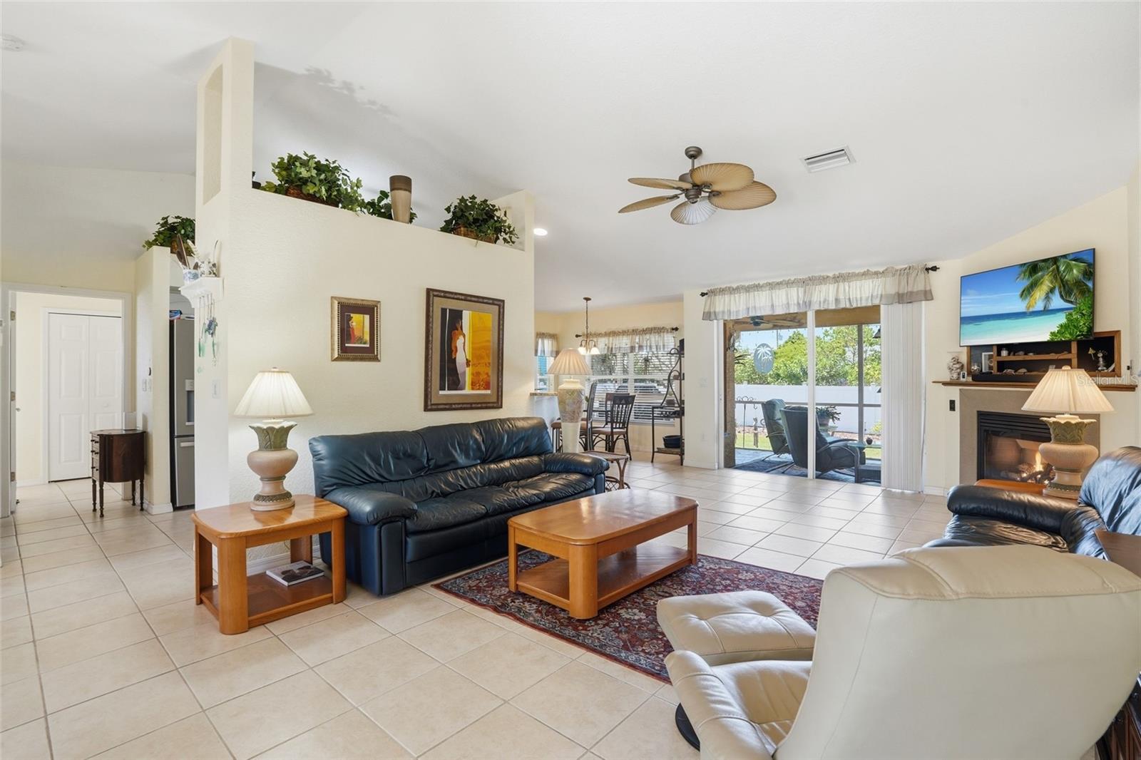 18319 ARAPAHOE CIR, PORT CHARLOTTE, FL, 33948