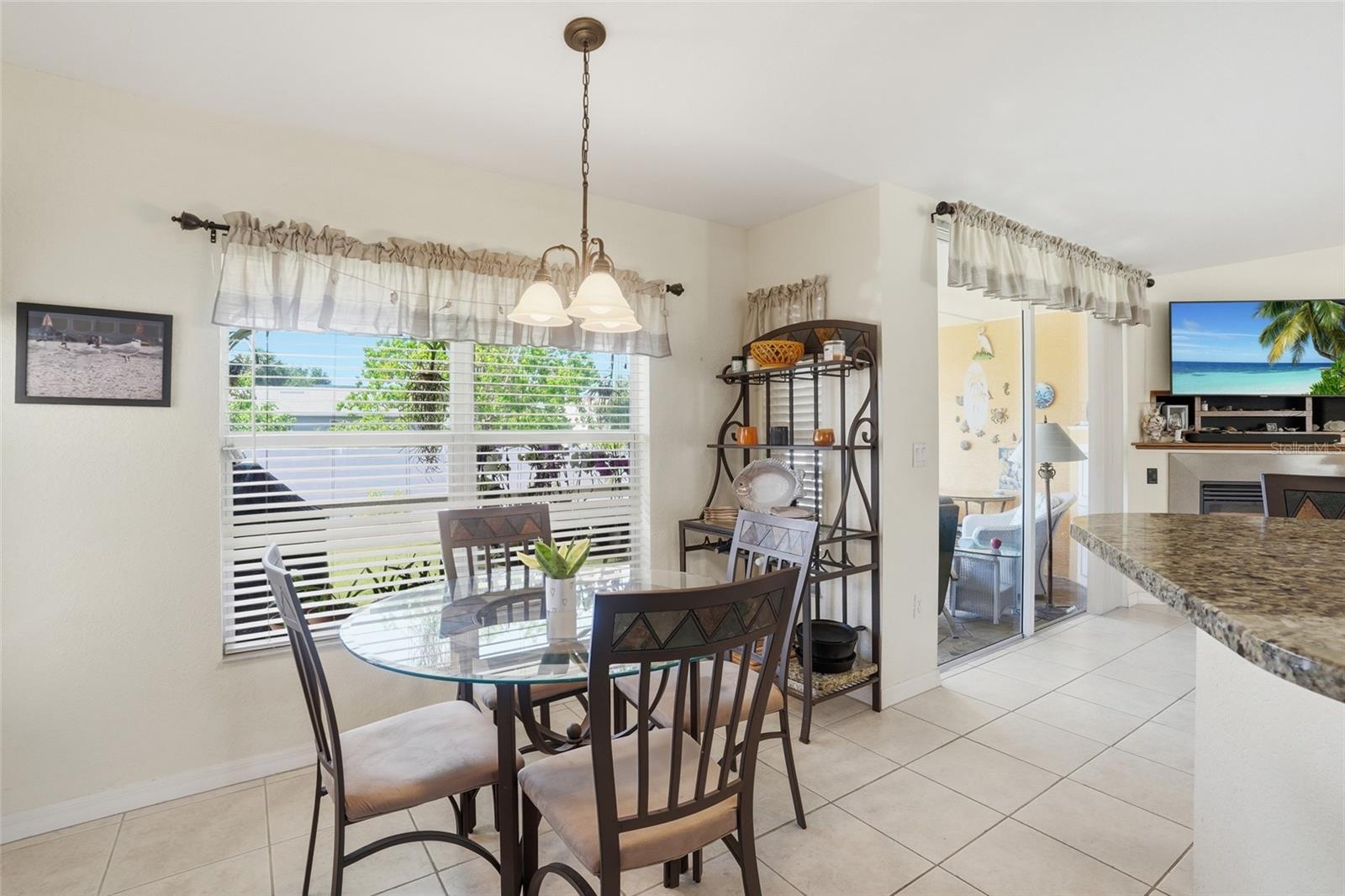 18319 ARAPAHOE CIR, PORT CHARLOTTE, FL, 33948