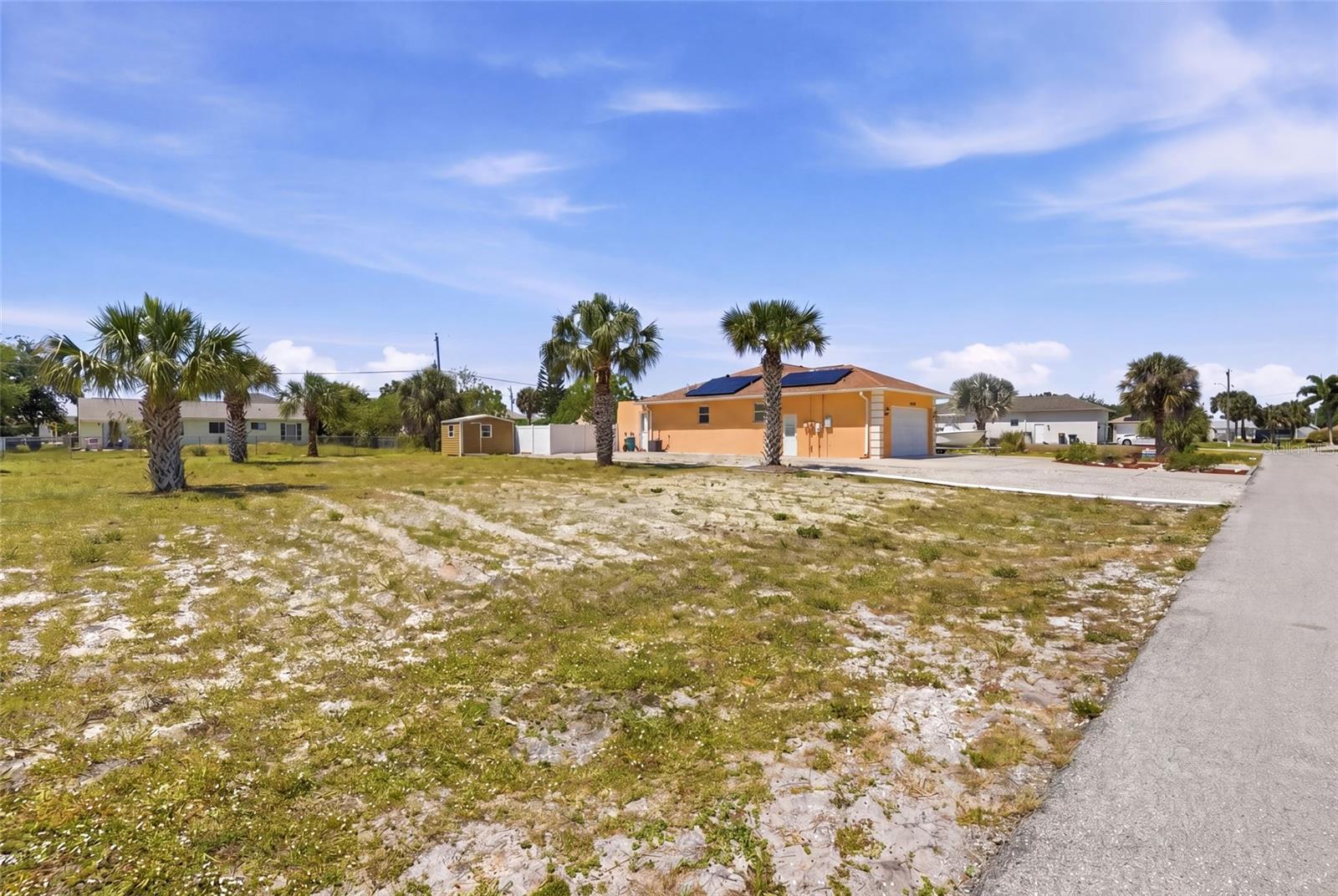 18319 ARAPAHOE CIR, PORT CHARLOTTE, FL, 33948