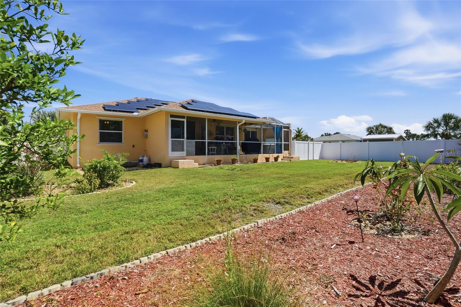 18319 ARAPAHOE CIR, PORT CHARLOTTE, FL, 33948