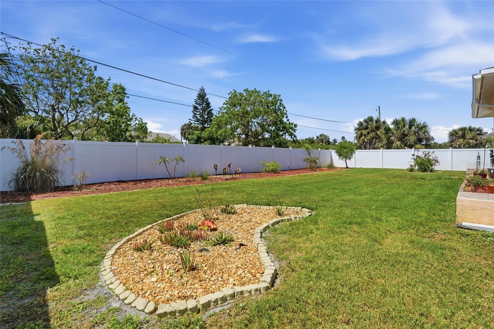 18319 ARAPAHOE CIR, PORT CHARLOTTE, FL, 33948