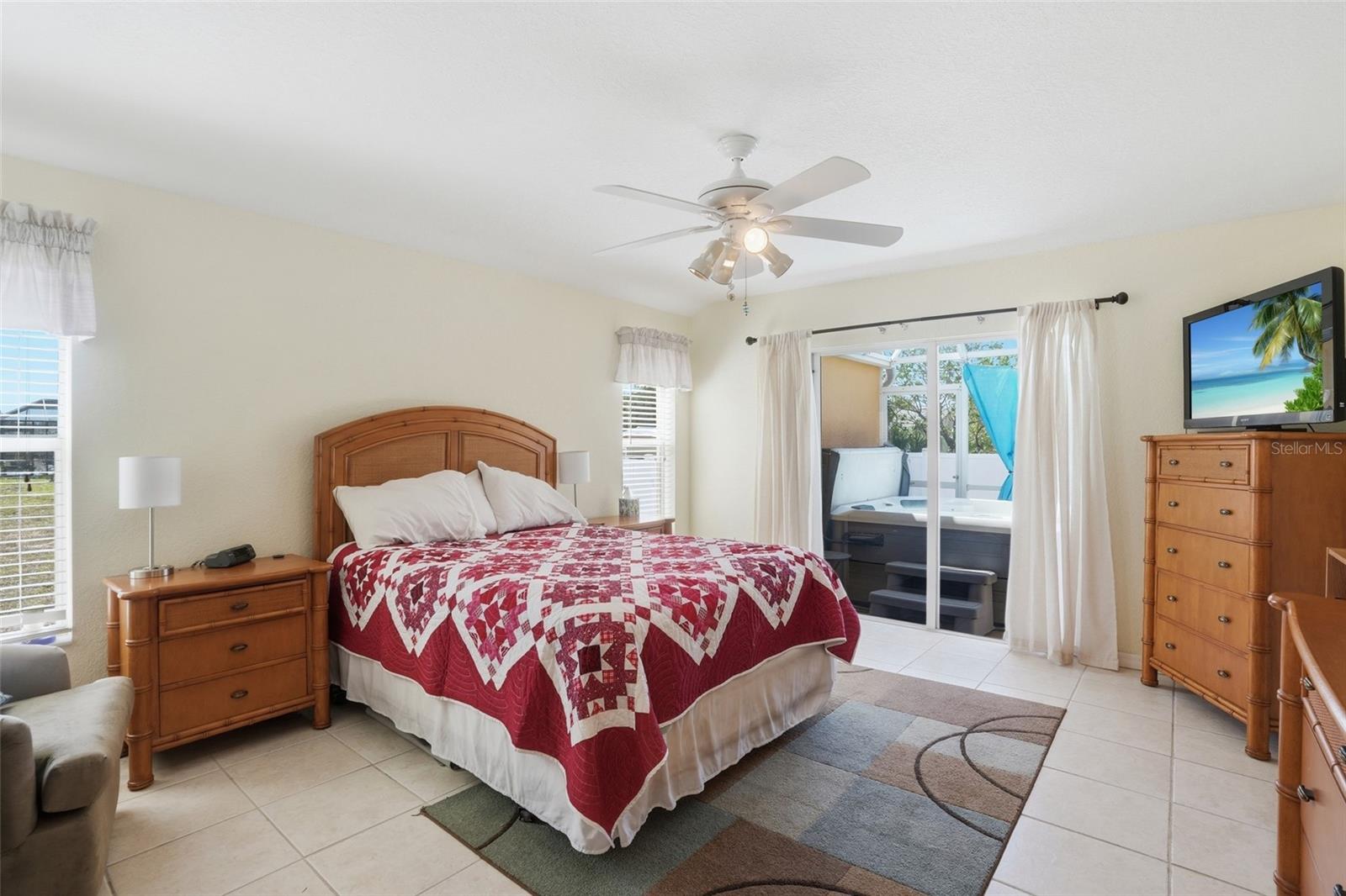 18319 ARAPAHOE CIR, PORT CHARLOTTE, FL, 33948