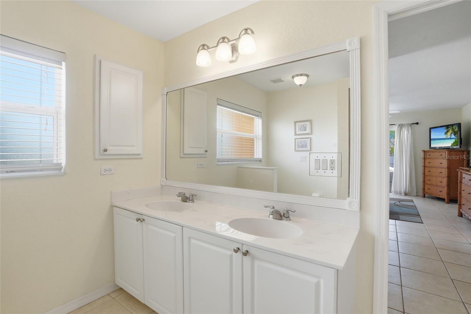 18319 ARAPAHOE CIR, PORT CHARLOTTE, FL, 33948