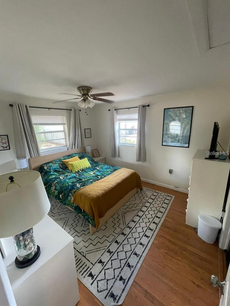 11707 NORTH DR, TAMPA, FL, 33617