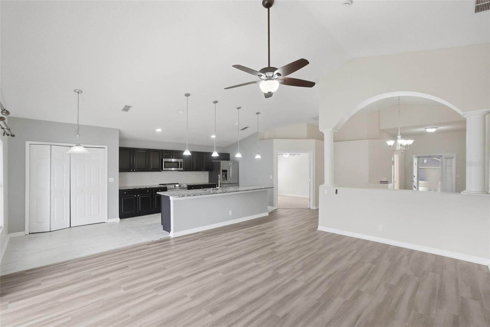 553 MAIDENHAIR CT, ORANGE CITY, FL, 32763
