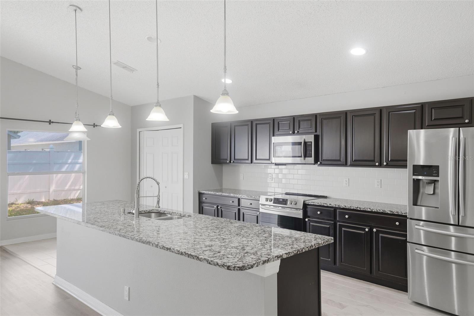 553 MAIDENHAIR CT, ORANGE CITY, FL, 32763