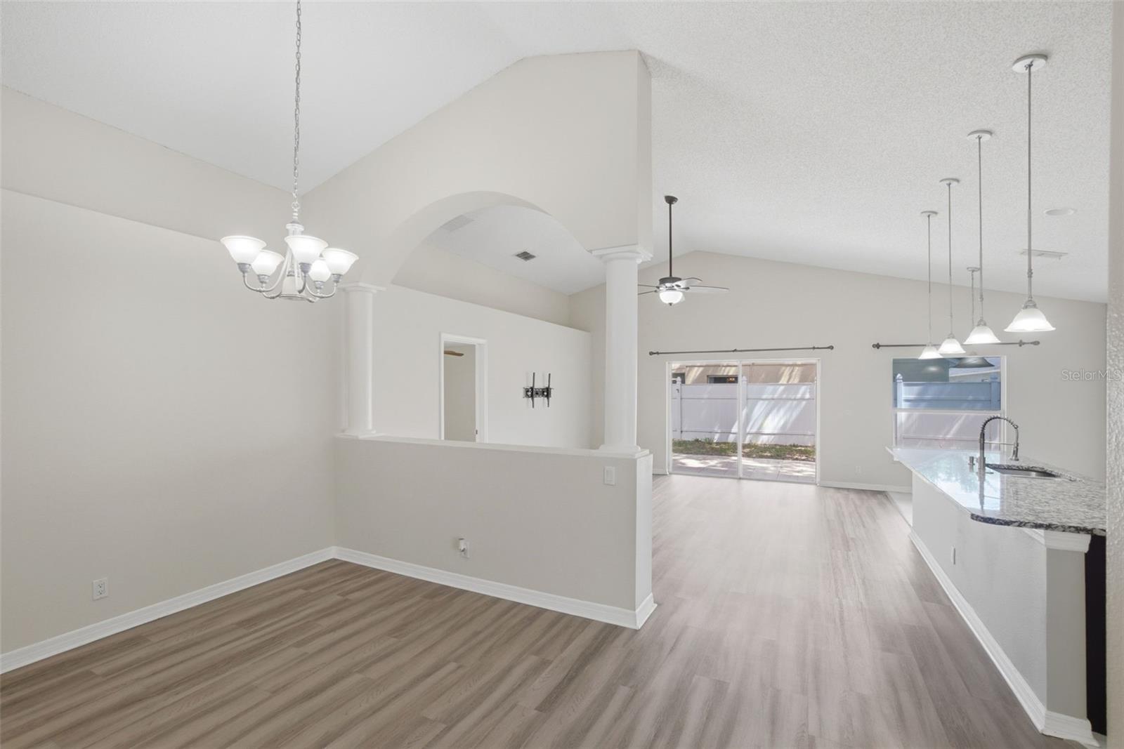 553 MAIDENHAIR CT, ORANGE CITY, FL, 32763