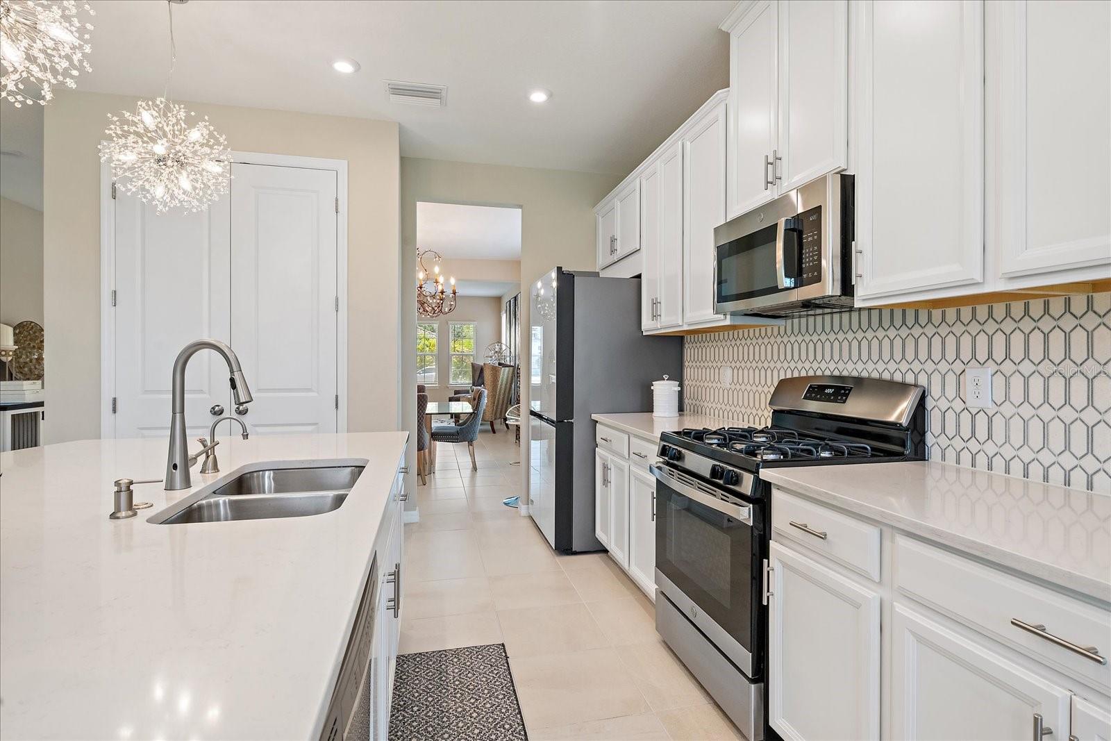 9085 LUNA LN, SARASOTA, FL, 34241