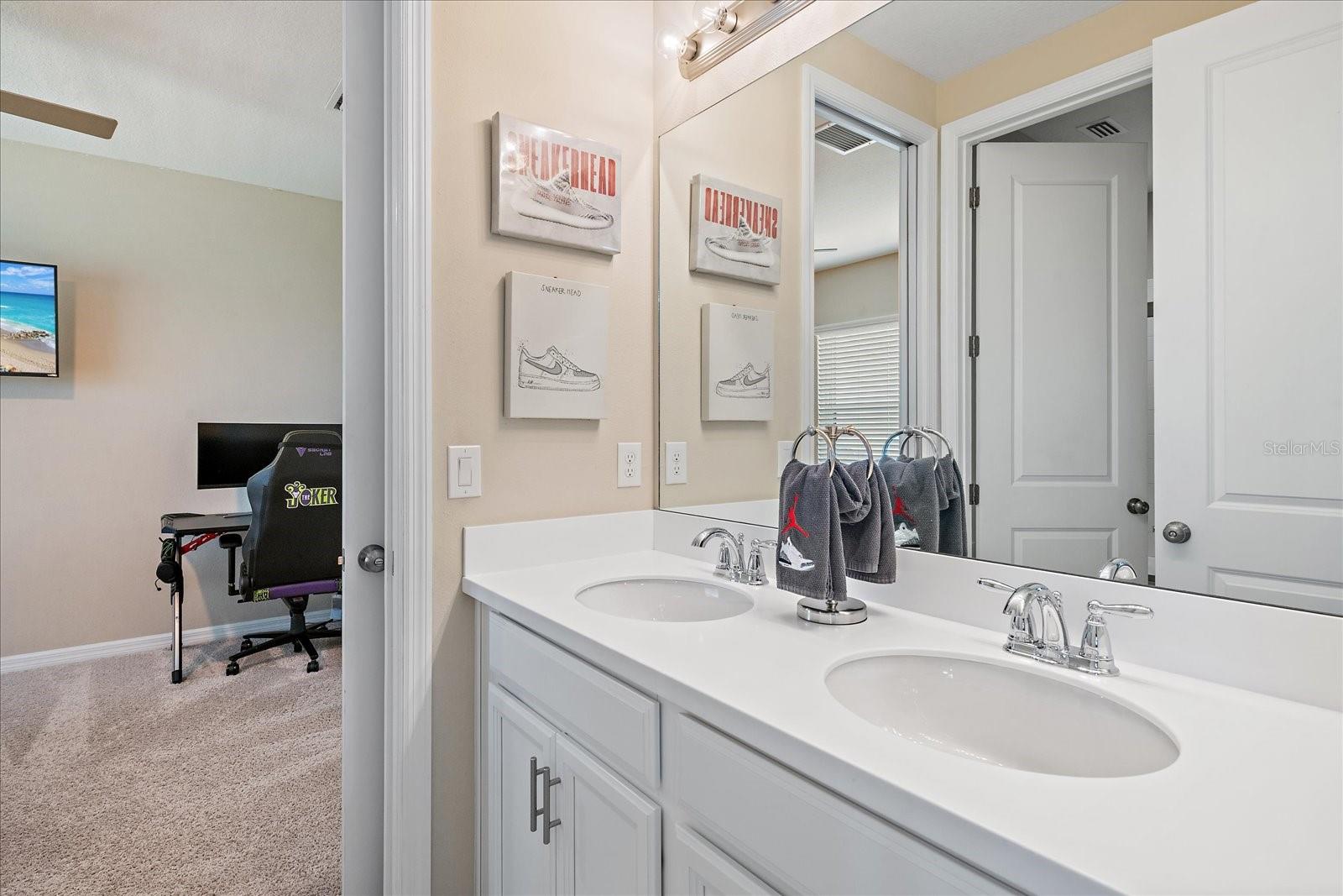 9085 LUNA LN, SARASOTA, FL, 34241