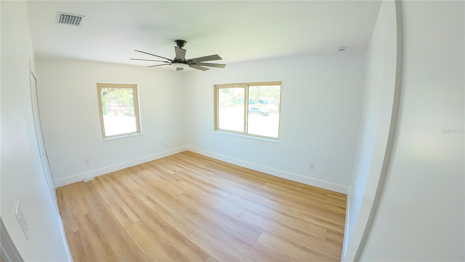 936 ALCAZAR WAY S, ST PETERSBURG, FL, 33705