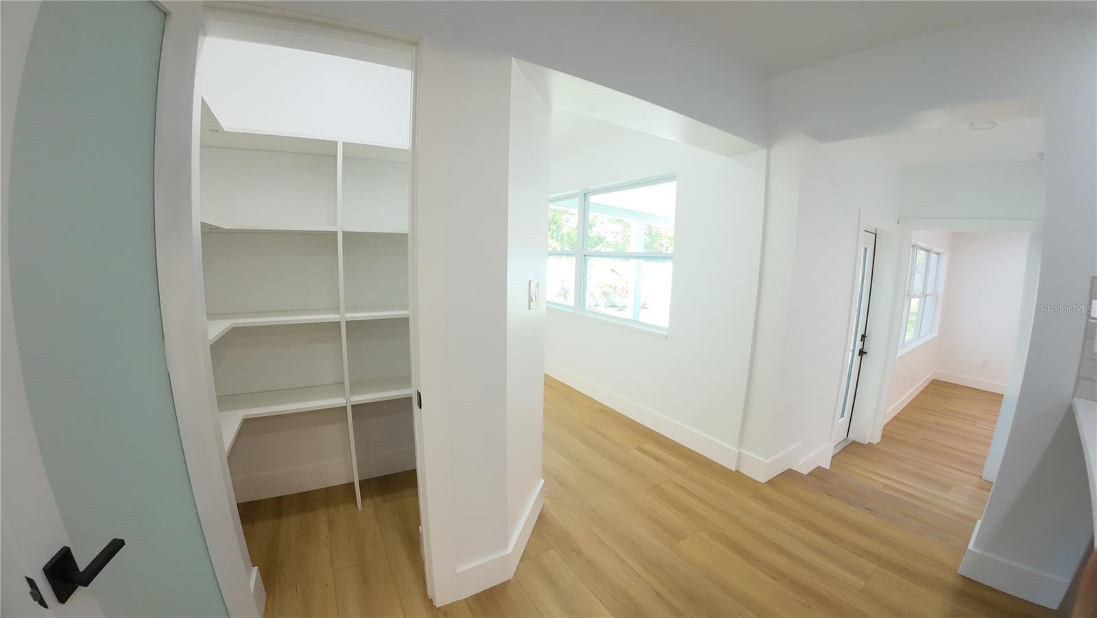 936 ALCAZAR WAY S, ST PETERSBURG, FL, 33705