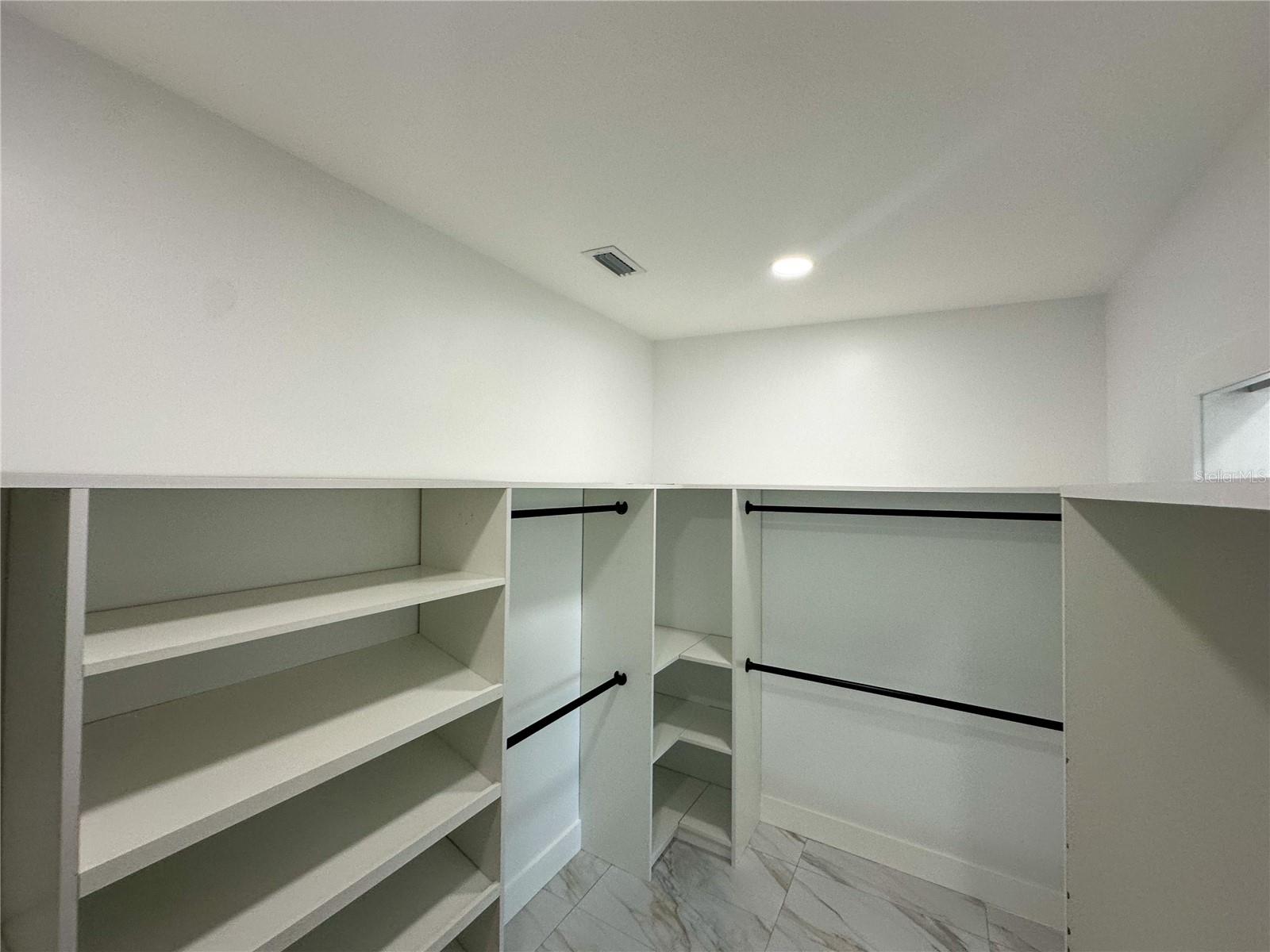 936 ALCAZAR WAY S, ST PETERSBURG, FL, 33705