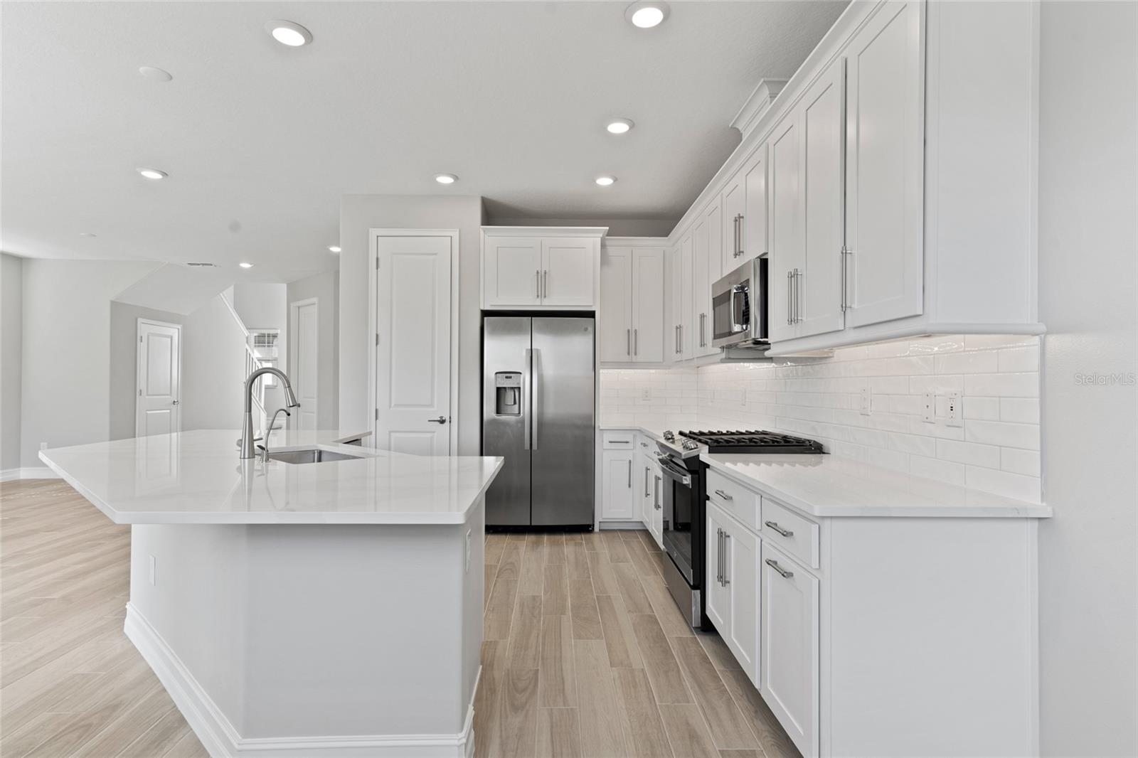 4989 SAN MARTINO DR, WESLEY CHAPEL, FL, 33543