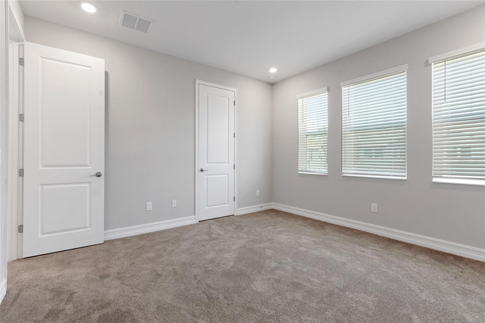 4989 SAN MARTINO DR, WESLEY CHAPEL, FL, 33543
