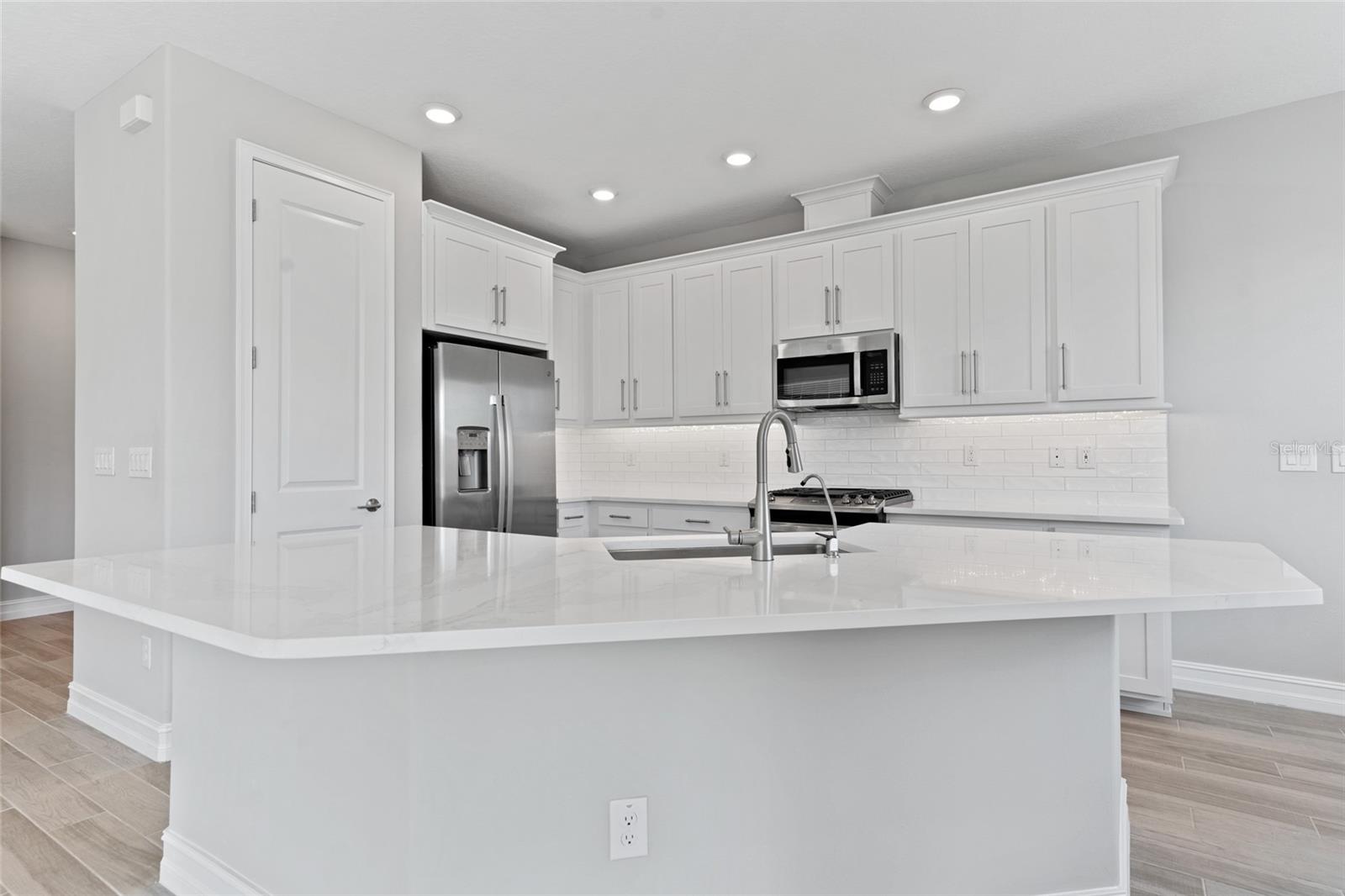 4989 SAN MARTINO DR, WESLEY CHAPEL, FL, 33543