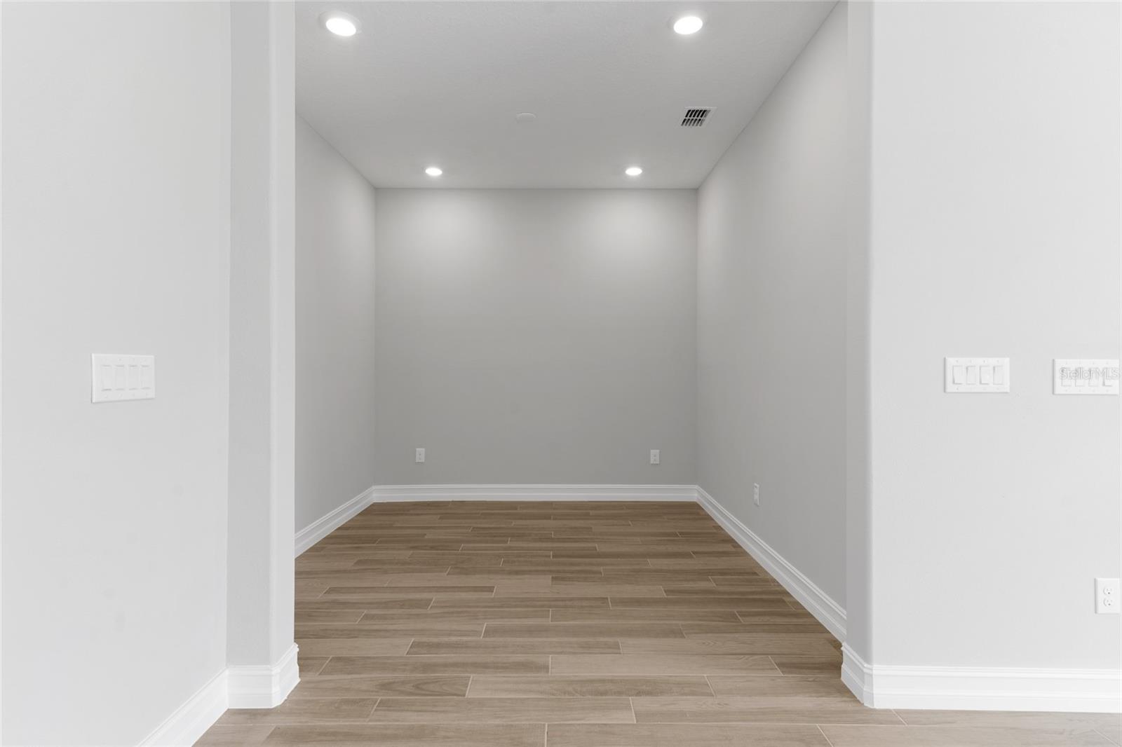 4989 SAN MARTINO DR, WESLEY CHAPEL, FL, 33543