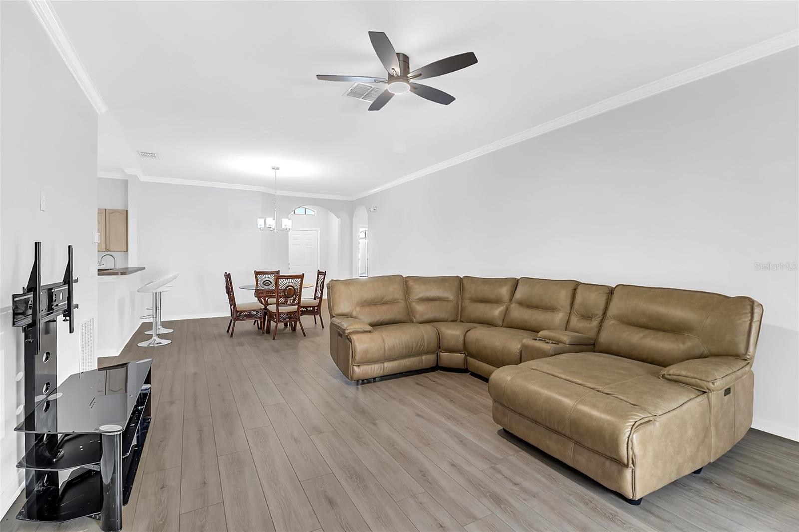 1905 MAGICAL LN, KISSIMMEE, FL, 34744