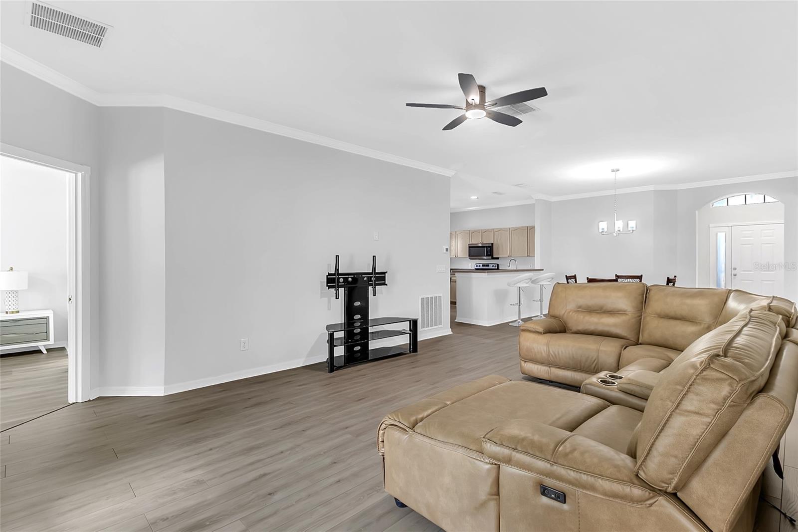 1905 MAGICAL LN, KISSIMMEE, FL, 34744