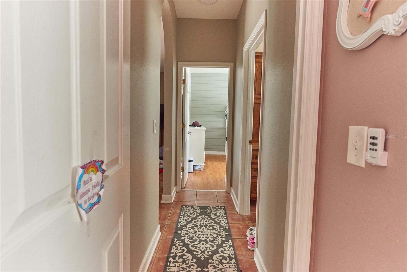 9302 HERITAGE OAK CT, TAMPA, FL, 33647