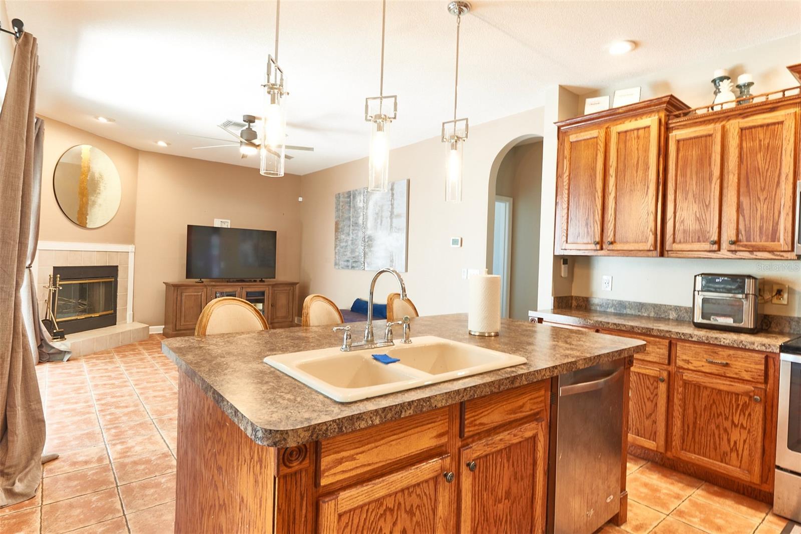 9302 HERITAGE OAK CT, TAMPA, FL, 33647