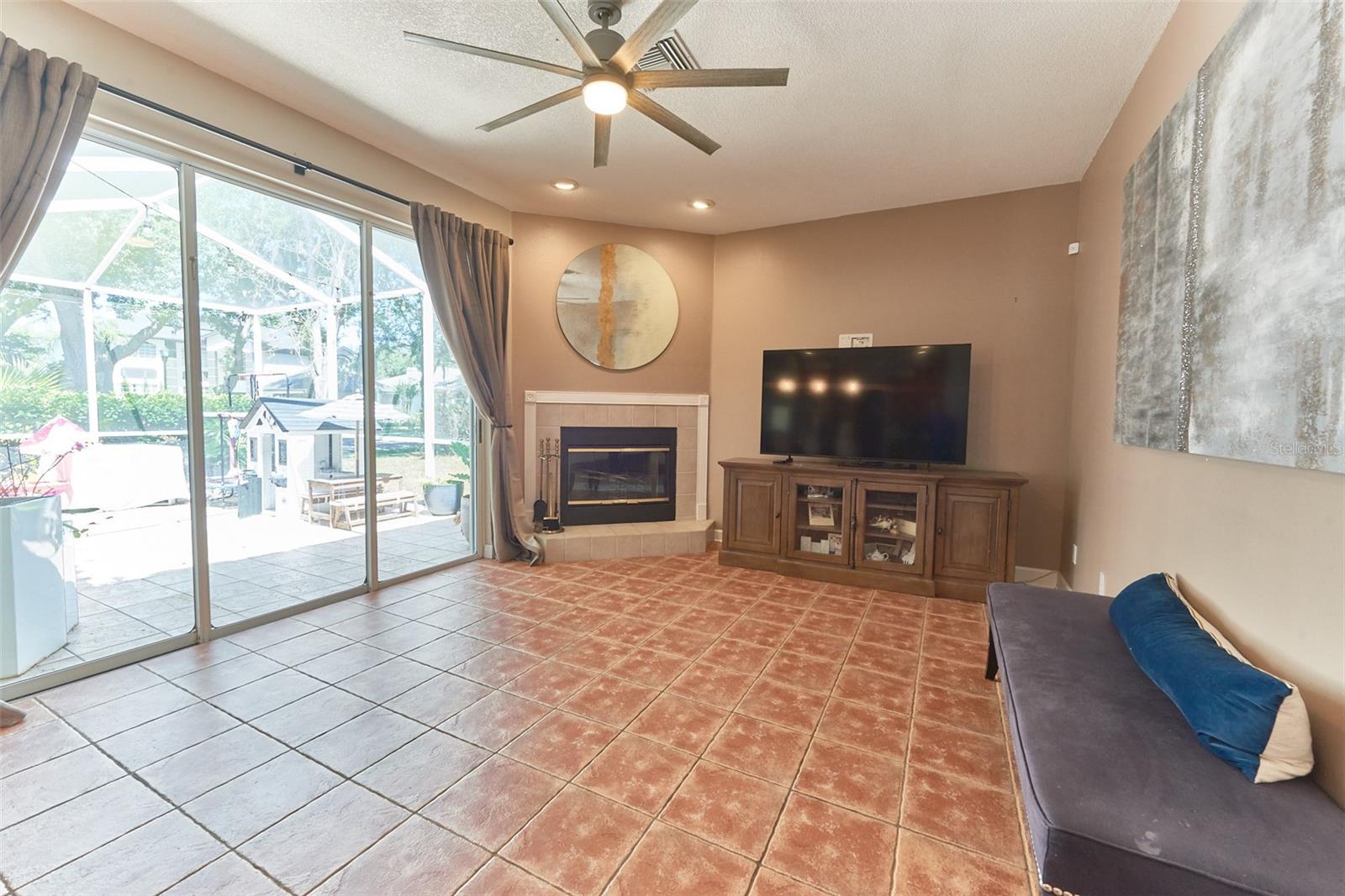 9302 HERITAGE OAK CT, TAMPA, FL, 33647