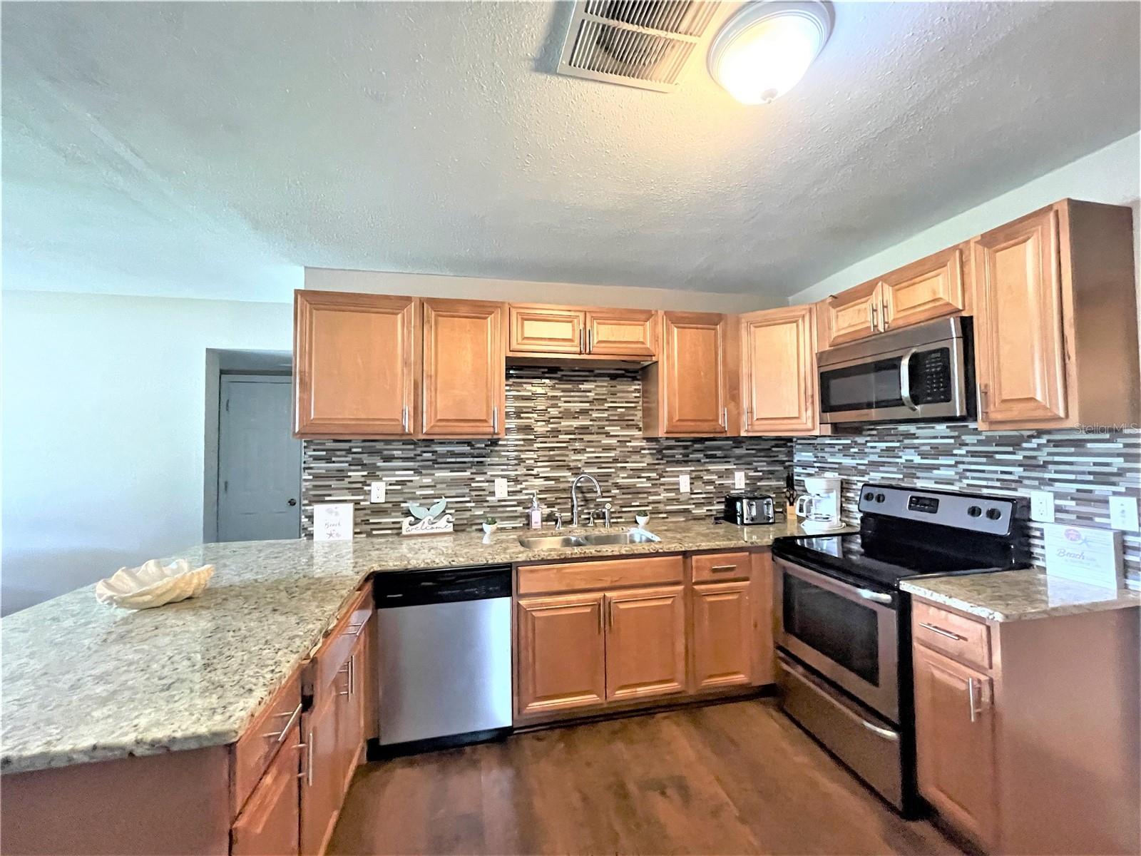 5106 104TH ST N, ST PETERSBURG, FL, 33708